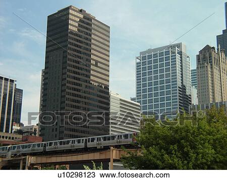 Stock Image -  Chicago, IL, Illinois, Windy City, Downtown, skyline, elevated train. Fotosearch