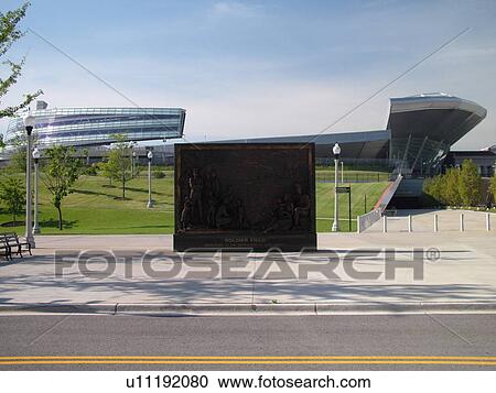 Stock Image -  Chicago, IL, Illinois, Windy City, Burnham Park, Soldier Field, NFL, Football, Chicago Bears. Fotosearch