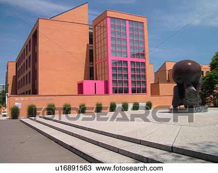 Stock Image -  Chicago, IL, Illinois, Windy City, Hyde Park, Midway Area, University of Chicago, Max Palevsky Residential Commons. Fotosearch
