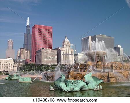 Chicago, IL, Illinois, Windy City, Downtown, skyline, Grant Park, Buckingham Memorial Fountain View Large Photo Image Stock Photo - Chicago, IL, Illinois, Windy City, Downtown, skyline, Grant Park, Buckingham Memorial Fountain. Fotosearch