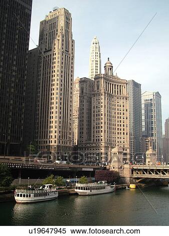 Chicago, IL, Illinois, Windy City, Downtown, skyline, Michigan Avenue Bridge, sightseeing tour boats, Chicago River View Large Photo Image Stock Photography - Chicago, IL, Illinois, Windy City, Downtown, skyline, Michigan Avenue Bridge, sightseeing tour boats, Chicago River. Fotosearch