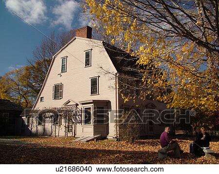 Stock Image -  Concord, MA, Massachusetts, Lexington, Minute Man National Historical Park, Old Manse. Fotosearch