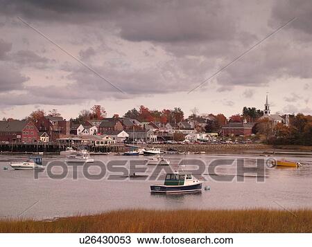 Stock Image -  Damariscotta, ME, Maine, Damariscotta River, harbor. Fotosearch