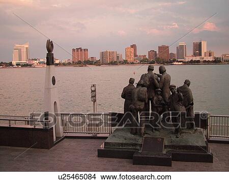 Picture -  Detroit, MI, Michigan, Windsor, Ontario, Canada, skyline, Riverfront, statue, Detroit River. Fotosearch
