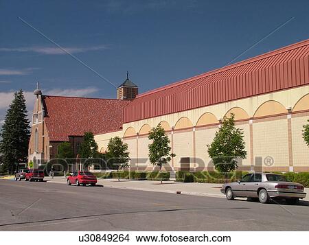 Picture -  East Grand Forks, MN, Minnesota, Sacred Heart Catholic School. Fotosearch