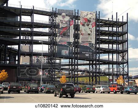 Stock Image -  Foxboro, MA, Massachusetts, Boston, Gillette Stadium, New England Patriots, football. Fotosearch