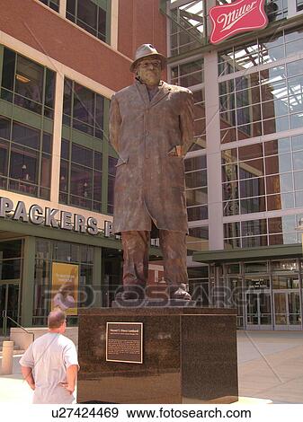 Stock Photo -  Green Bay, WI, Wisconsin, Lambeau Field, NFL, football, Green Bay Packers, Vincent (Vince) T. Lombardi Statue. Fotosearch