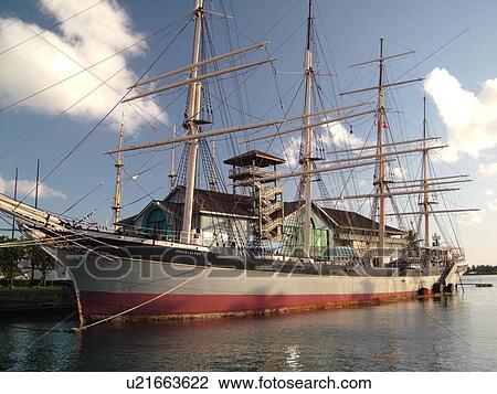 Honolulu, Oahu, HI, Hawaii, Honolulu Harbor, Falls of Clyde at Hawaii Maritime Museum View Large Photo Image Stock Image - Honolulu, Oahu, HI, Hawaii, Honolulu Harbor, Falls of Clyde at Hawaii Maritime Museum. Fotosearch