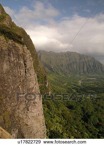 Stock Photo -  Honolulu, Oahu, HI, Hawaii, Windward Coast, Pali Highway, Hwy 61, Nuuanu Pali Lookout, Highway H3. Fotosearch