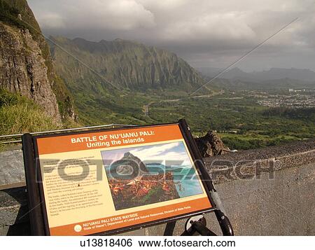 Stock Photograph -  Honolulu, Oahu, HI, Hawaii, Windward Coast, Pali Highway, Hwy 61, Nuuanu Pali Lookout. Fotosearch