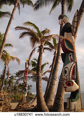 Stock Image -  Kihei, Maui, HI, Hawaii, Captain Vancouver Monument, totem pole. Fotosearch