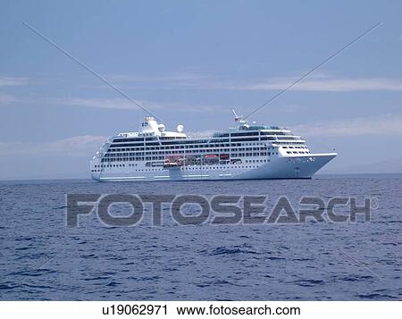 Stock Image -  Lahaina, Maui, HI, Hawaii, West Maui, Auau Channel, cruise ship. Fotosearch