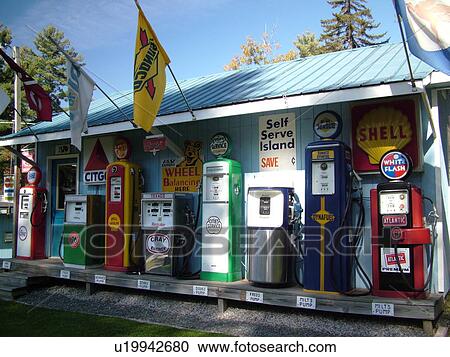 Littletown, NH, New Hampshire, Antique Gas Station Signs, Pumps, fuel companies View Large Photo Image Stock Image - Littletown, NH, New Hampshire, Antique Gas Station Signs, Pumps, fuel companies. Fotosearch