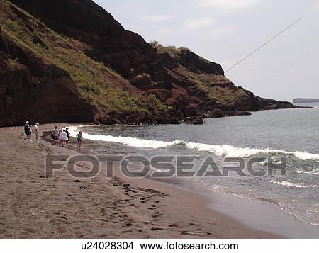 Picture -  Makena, Maui, HI, Hawaii, Leeward Coast, Makena Bay, Onelui beach, Little Black Sand Beach. Fotosearch