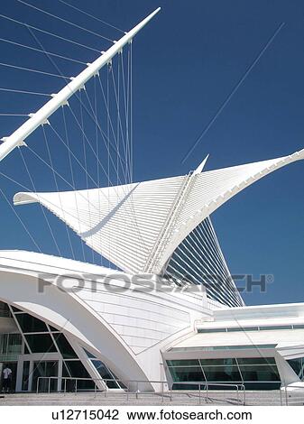 Stock Image -  Milwaukee, WI, Wisconsin, Downtown, Milwaukee Art Museum, lakefront. Fotosearch