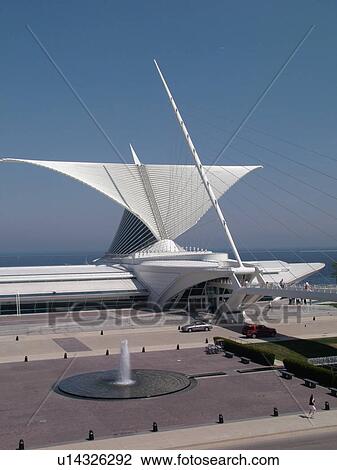 Stock Image -  Milwaukee, WI, Wisconsin, Downtown, Milwaukee Art Museum, Lake Michigan, lakefront. Fotosearch