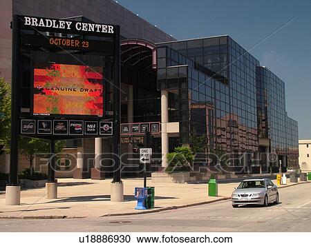 Stock Image -  Milwaukee, WI, Wisconsin, Downtown, Bradley Center, NBA, basketball, Milwaukee Bucks. Fotosearch