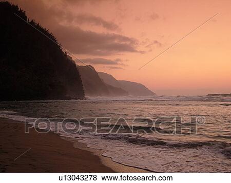 Napali Coast, Kauai, HI, Hawaii, North Shore, Na Pali, Kalalau Trail, Kee Beach, Haena State Park, sunset View Large Photo Image Stock Photo - Napali Coast, Kauai, HI, Hawaii, North Shore, Na Pali, Kalalau Trail, Kee Beach, Haena State Park, sunset. Fotosearch