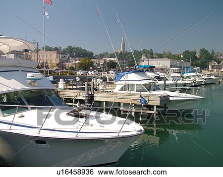 Stock Photograph -  Port Washington, WI, Wisconsin, Lake Michigan, marina, harbor. Fotosearch