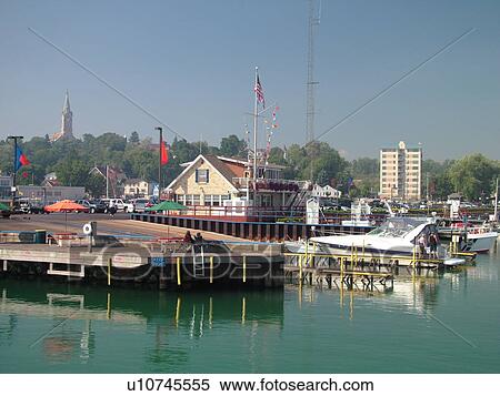 Stock Photography -  Port Washington, WI, Wisconsin, Lake Michigan, marina, harbor. Fotosearch