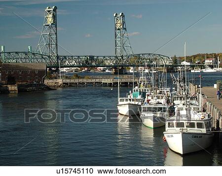 Portsmouth, NH, New Hampshire, Portsmouth Harbor, Memorial Bridge, Piscatagua River View Large Photo Image Stock Image - Portsmouth, NH, New Hampshire, Portsmouth Harbor, Memorial Bridge, Piscatagua River. Fotosearch