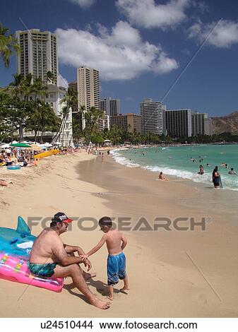 Picture -  Waikiki, Honolulu, Oahu, HI, Hawaii, Central Waikiki Beach. Fotosearch