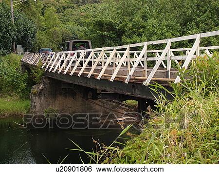 Wainiha, Princeville, Kauai, HI, Hawaii, North Shore, Wainiha River, Kuhio Highway, one lane bridge View Large Photo Image Stock Photograph - Wainiha, Princeville, Kauai, HI, Hawaii, North Shore, Wainiha River, Kuhio Highway, one lane bridge. Fotosearch