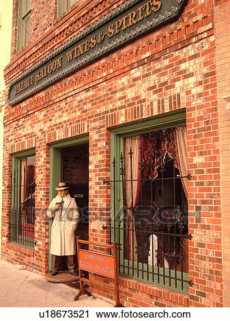 Amelia Island, FL, Florida, Fernandina Beach, downtown, Centre Street, Historic District, Palace Saloon, Gangster statue View Large Photo Image Stock Image - Amelia Island, FL, Florida, Fernandina Beach, downtown, Centre Street, Historic District, Palace Saloon, Gangster statue. Fotosearch