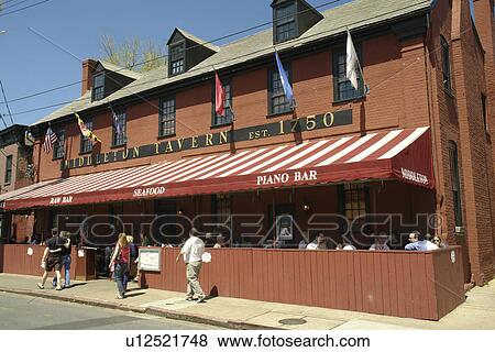 Stock Photo -  Annapolis, MD, Maryland, Chesapeake Bay, City Dock Area, Middleton Tavern, outdoor cafT. Fotosearch