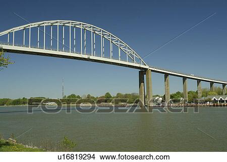Picture -  Chesapeake City, MD, Maryland, Chesapeake Bay, Chesapeake & Delaware Canal, bridge. Fotosearch