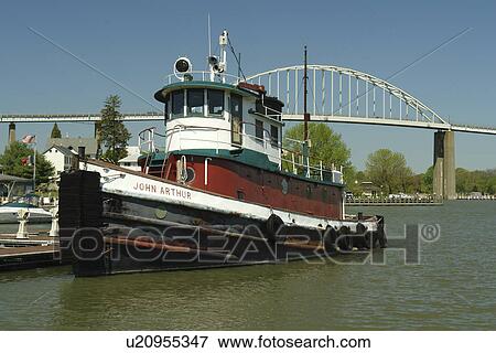 Stock Photo -  Chesapeake City, MD, Maryland, Chesapeake Bay, Chesapeake & Delaware Canal, marina, bridge, tugboat. Fotosearch