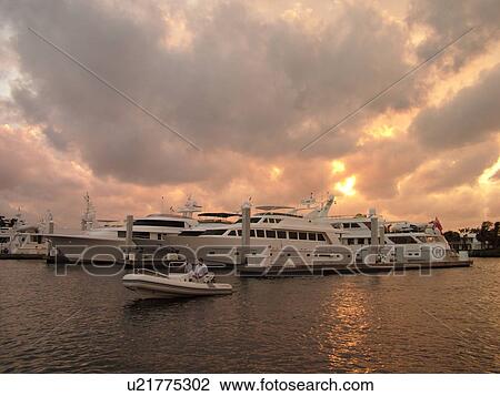 Stock Image -  Fort Lauderdale, FL, Florida, Intracoastal Waterway, marina, yachts, sunset. Fotosearch