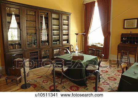 Stock Image -  Iowa City, IA, Old Capitol Building, National Historic Landmark, University of Iowa. Fotosearch