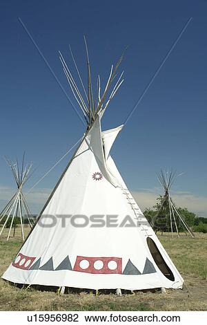 Kearney, NE, Nebraska, Great Platte River Road Archway Monument, tepees View Large Photo Image Stock Image - Kearney, NE, Nebraska, Great Platte River Road Archway Monument, tepees. Fotosearch