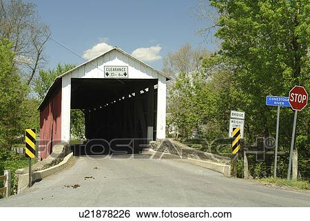 Stock Photograph -  Lancaster County, PA, Pennsylvania, Hinkletown Covered Bridge. Fotosearch