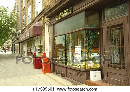 Stock Image -  Lebanon, PA, Pennsylvania, Lebanon County, Downtown, doctor's office. Fotosearch