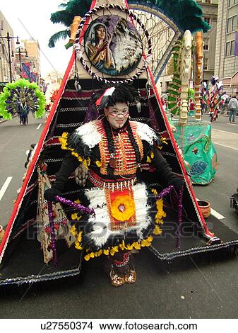 Picture -  Philadelphia, PA, Pennsylvania, downtown, New Years Day, Philadelphia Annual Mummer's Day Parade, 2006, Fancy Division. Fotosearch