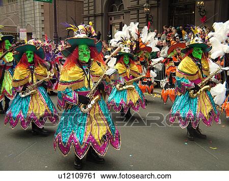 Stock Image -  Philadelphia, PA, Pennsylvania, downtown, New Years Day, Philadelphia Annual Mummer's Day Parade, 2006, String Bands, saxophones, witch costumes. Fotosearch
