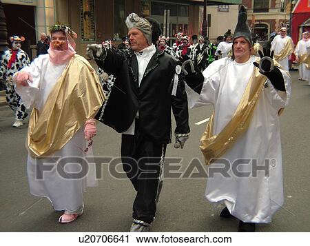 Philadelphia, PA, Pennsylvania, downtown, New Years Day, Philadelphia Annual Mummer's Day Parade, 2006, Comic Division View Large Photo Image Stock Image - Philadelphia, PA, Pennsylvania, downtown, New Years Day, Philadelphia Annual Mummer's Day Parade, 2006, Comic Division. Fotosearch