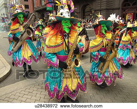 Stock Image -  Philadelphia, PA, Pennsylvania, downtown, New Years Day, Philadelphia Annual Mummer's Day Parade, 2006, String Bands, saxophones, witch costumes. Fotosearch