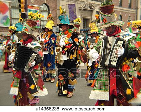 Stock Photo -  Philadelphia, PA, Pennsylvania, downtown, New Years Day, Philadelphia Annual Mummer's Day Parade, 2006, String Bands. Fotosearch
