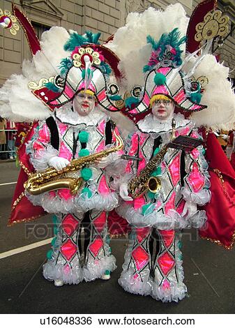 Stock Photograph -  Philadelphia, PA, Pennsylvania, downtown, New Years Day, Philadelphia Annual Mummer's Day Parade, 2006, String Bands. Fotosearch