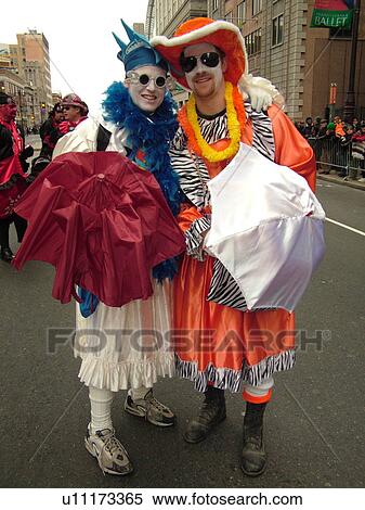 Philadelphia, PA, Pennsylvania, downtown, New Years Day, Philadelphia Annual Mummer's Day Parade, 2006, Comic Division, men in dresses View Large Photo Image Stock Photography - Philadelphia, PA, Pennsylvania, downtown, New Years Day, Philadelphia Annual Mummer's Day Parade, 2006, Comic Division, men in dresses. Fotosearch