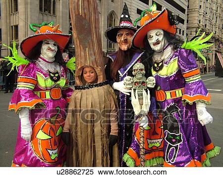 Stock Photography -  Philadelphia, PA, Pennsylvania, downtown, New Years Day, Philadelphia Annual Mummer's Day Parade, 2006, String Bands, witch costumes. Fotosearch