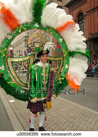 Stock Photography -  Philadelphia, PA, Pennsylvania, downtown, New Years Day, Philadelphia Annual Mummer's Day Parade, 2006, Fancy Division. Fotosearch