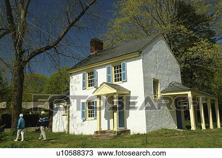 Stock Image -  Trenton, NJ, New Jersey, Washington Crossing State Park, 1850 Nelson House . Fotosearch