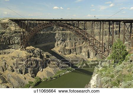 Twin Falls, ID, Idaho, Perrine Memorial Bridge, Snake River Canyon View Large Photo Image Picture - Twin Falls, ID, Idaho, Perrine Memorial Bridge, Snake River Canyon. Fotosearch