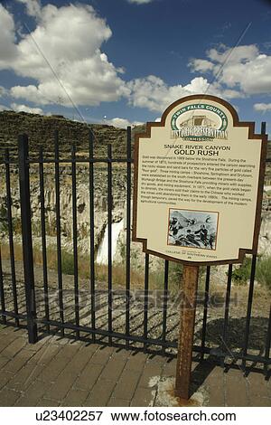 Stock Photo -  Twin Falls, ID, Idaho, Twin Falls (The Falls), Snake River, canyon. Fotosearch