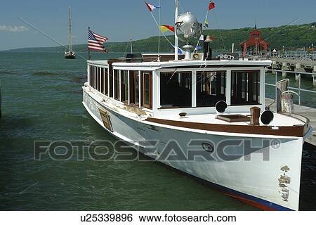 Stock Photograph -  Watkins Glen, NY, New York, Finger Lakes, Seneca Lake, Captain Bills Stroller IV, sightseeing excursion. Fotosearch