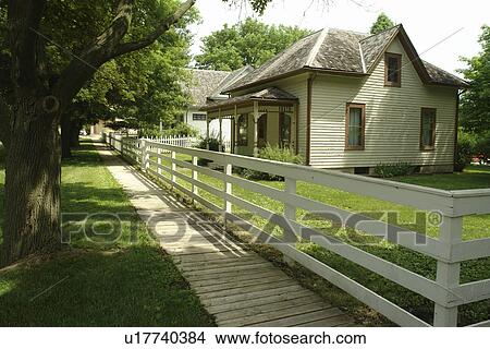 West Branch, IA, Iowa, Herbert Hoover National Historic Site, birthplace cottage View Large Photo Image Picture - West Branch, IA, Iowa, Herbert Hoover National Historic Site, birthplace cottage. Fotosearch